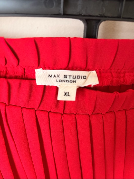 Max Studio Dresses & Skirts - Max Studio Red Pleated Skirt
